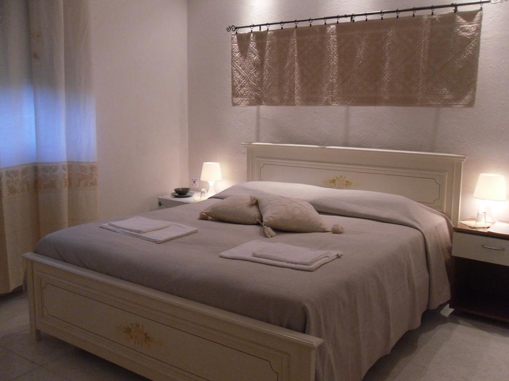 B&B Fragus E Saboris De Sardigna Sadali Номер фото